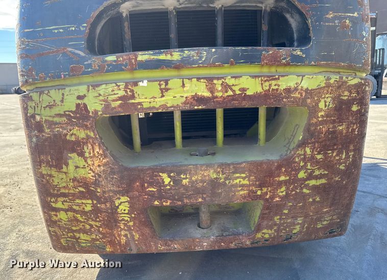 image for item EA2255 Clark C30CL forklift