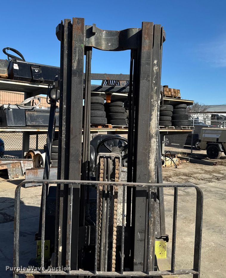 image for item EA2255 Clark C30CL forklift