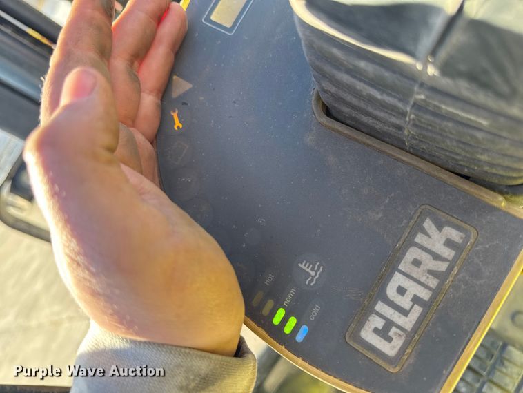 image for item EA2255 Clark C30CL forklift