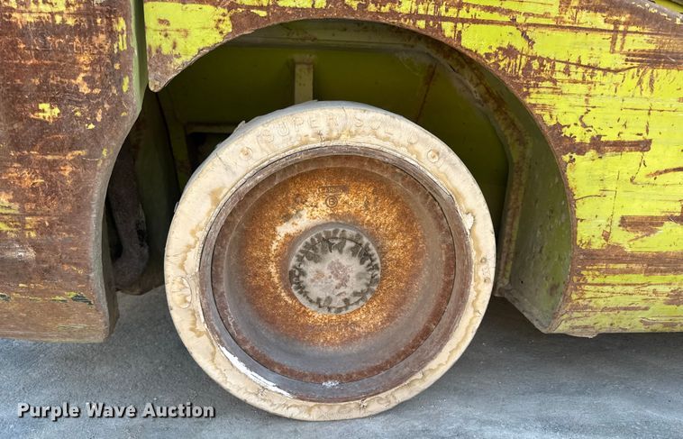 image for item EA2255 Clark C30CL forklift