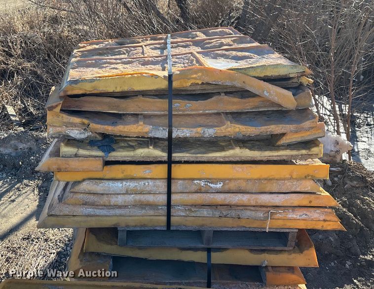 image for item EA2264 Concrete texture forms