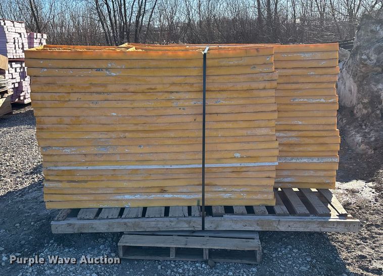 image for item EA2264 Concrete texture forms