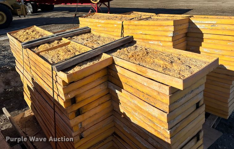 image for item EA2264 Concrete texture forms