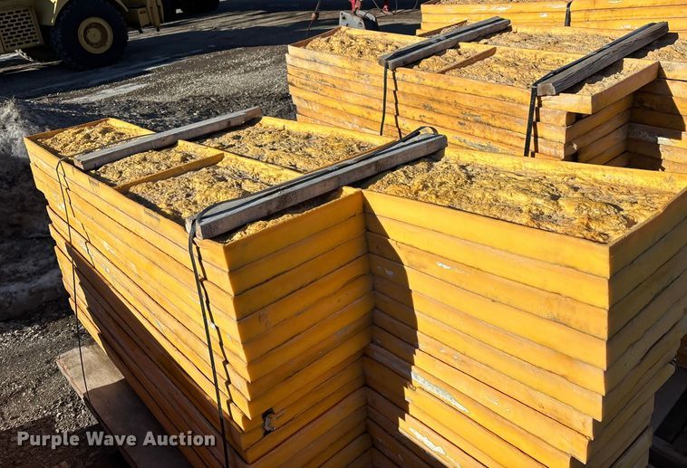 image for item EA2264 Concrete texture forms