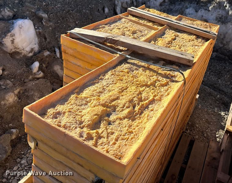 image for item EA2264 Concrete texture forms