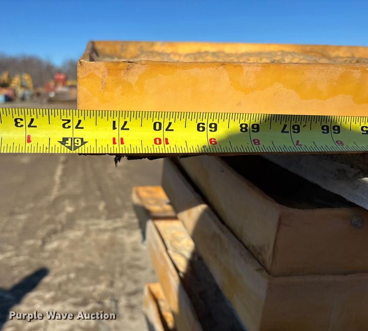 image for item EA2264 Concrete texture forms