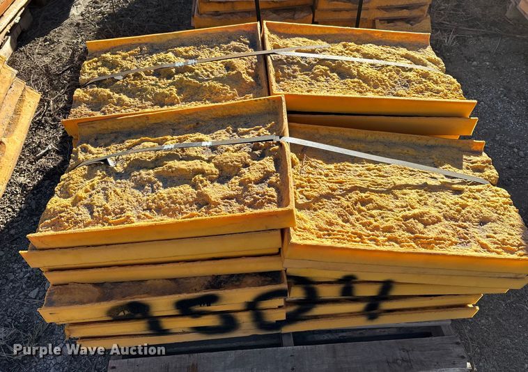 image for item EA2264 Concrete texture forms