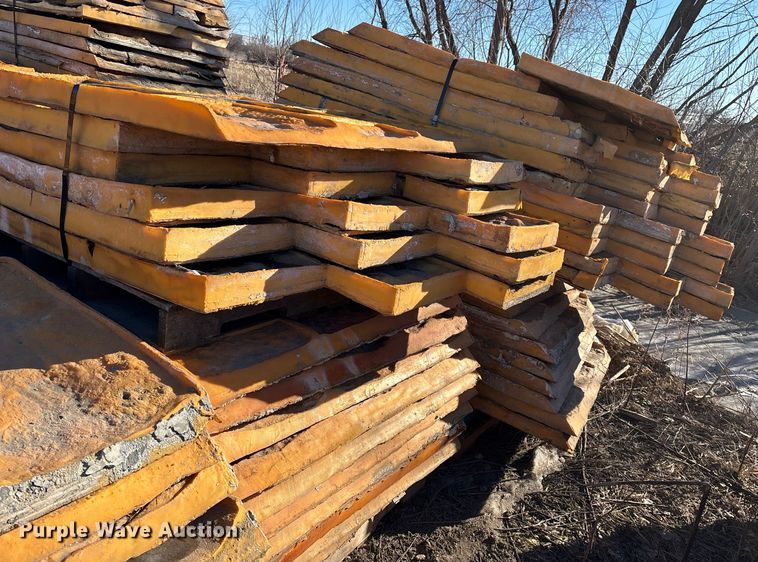 image for item EA2264 Concrete texture forms