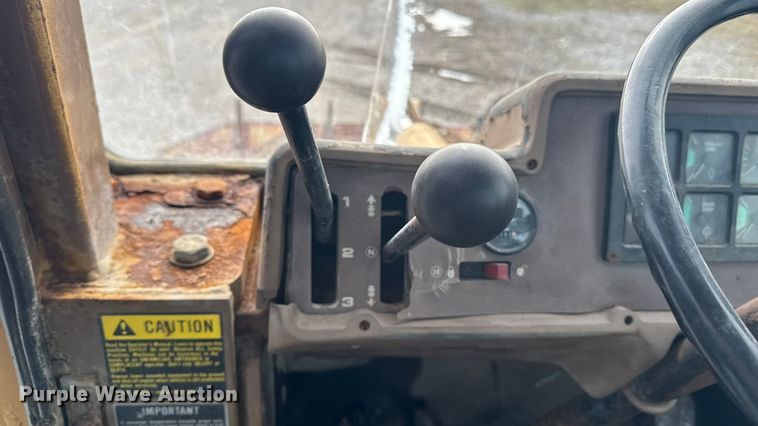 image for item EA2273 Dresser 530C wheel loader