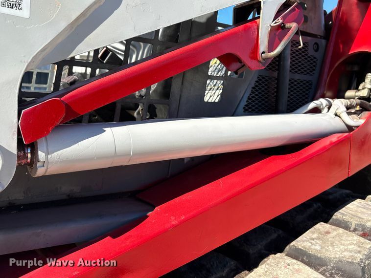 image for item EA7141 2013 Takeuchi TL230 Series 2 tracked skid steer loader