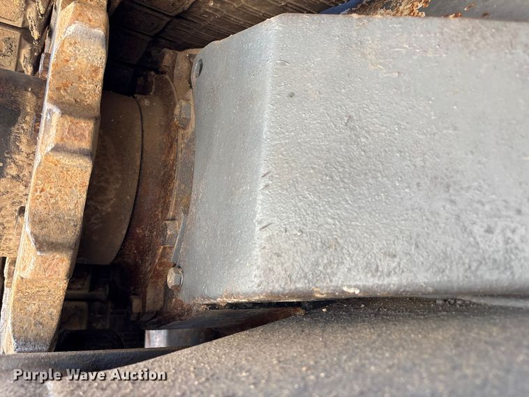 image for item EA7141 2013 Takeuchi TL230 Series 2 tracked skid steer loader