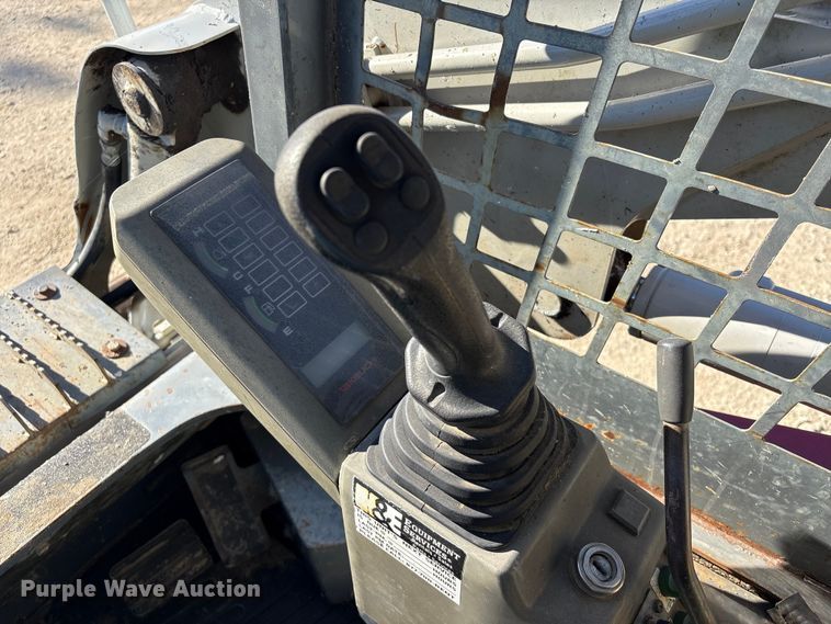 image for item EA7141 2013 Takeuchi TL230 Series 2 tracked skid steer loader