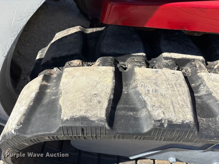 image for item EA7141 2013 Takeuchi TL230 Series 2 tracked skid steer loader