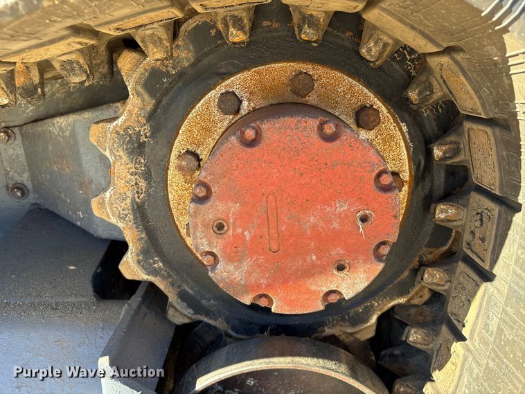 image for item EA7141 2013 Takeuchi TL230 Series 2 tracked skid steer loader