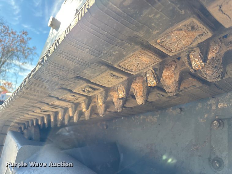 image for item EA7141 2013 Takeuchi TL230 Series 2 tracked skid steer loader