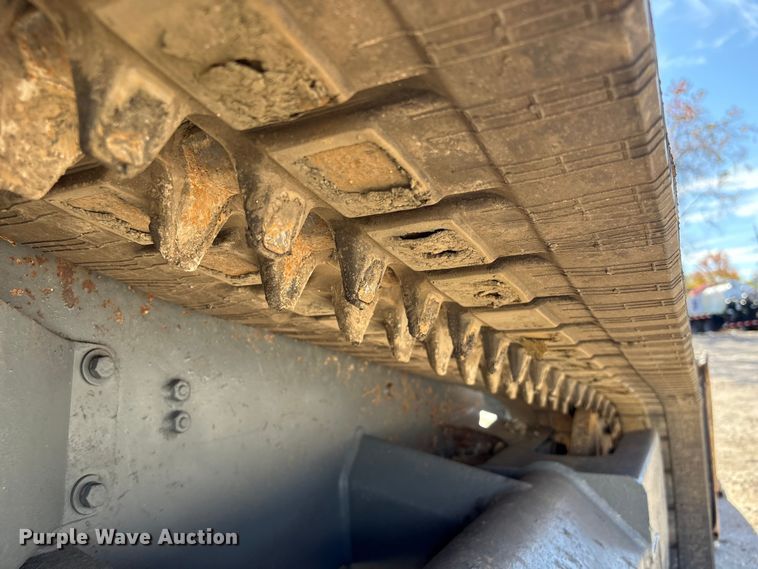 image for item EA7141 2013 Takeuchi TL230 Series 2 tracked skid steer loader