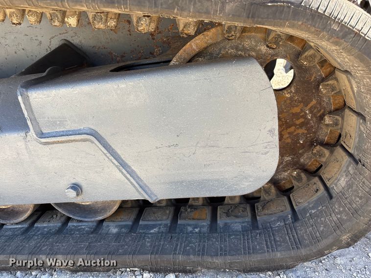 image for item EA7141 2013 Takeuchi TL230 Series 2 tracked skid steer loader