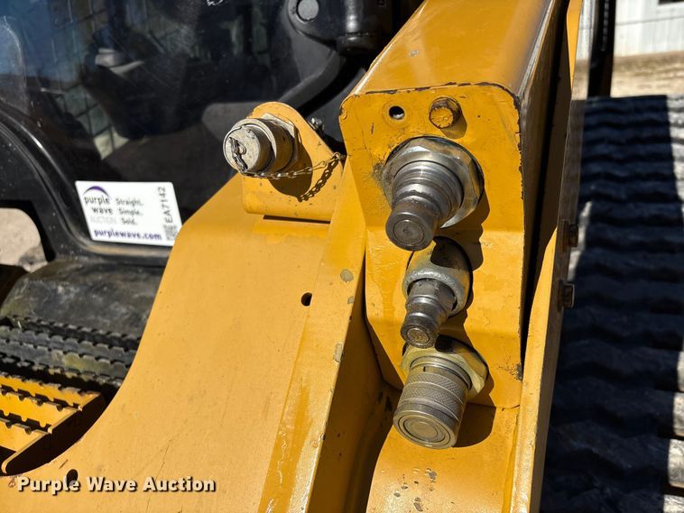 image for item EA7142 2017 Caterpillar 299D2 tracked skid steer loader