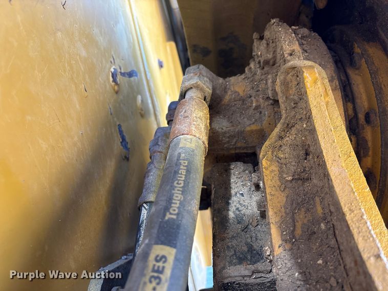 image for item EA7142 2017 Caterpillar 299D2 tracked skid steer loader