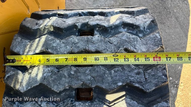 image for item EA7142 2017 Caterpillar 299D2 tracked skid steer loader