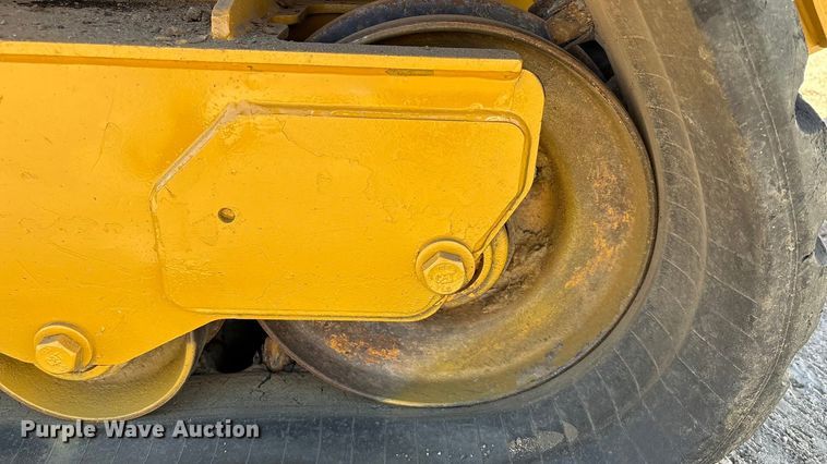 image for item EA7142 2017 Caterpillar 299D2 tracked skid steer loader