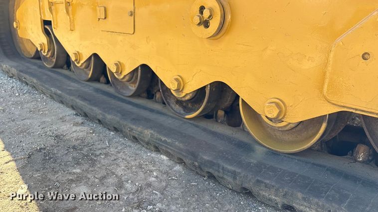 image for item EA7142 2017 Caterpillar 299D2 tracked skid steer loader