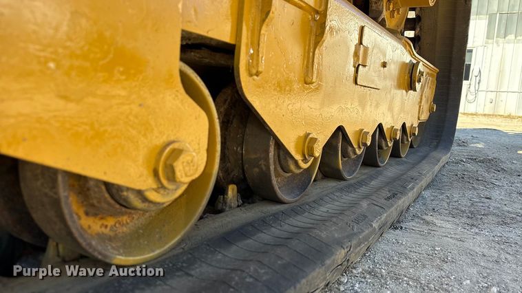 image for item EA7142 2017 Caterpillar 299D2 tracked skid steer loader