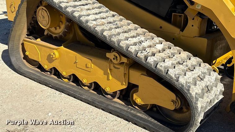image for item EA7142 2017 Caterpillar 299D2 tracked skid steer loader