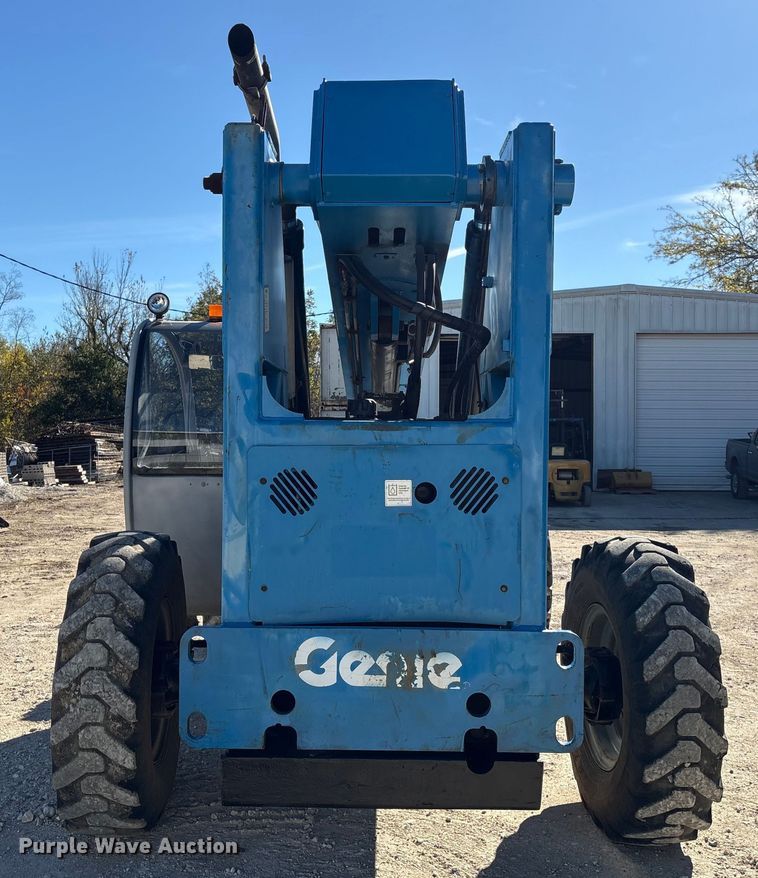 image for item EA7144 2011 Genie GTH-844 telehandler