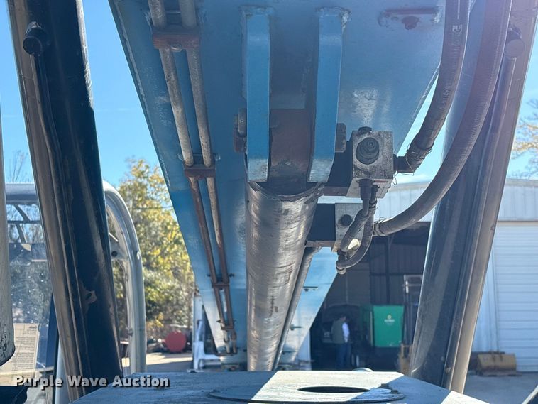 image for item EA7144 2011 Genie GTH-844 telehandler