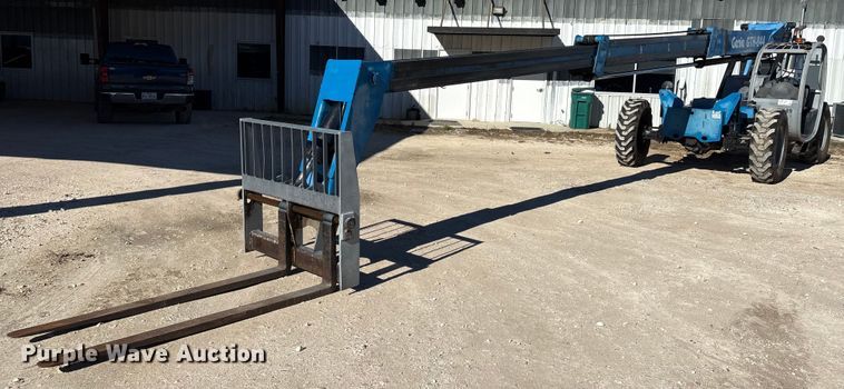 image for item EA7144 2011 Genie GTH-844 telehandler