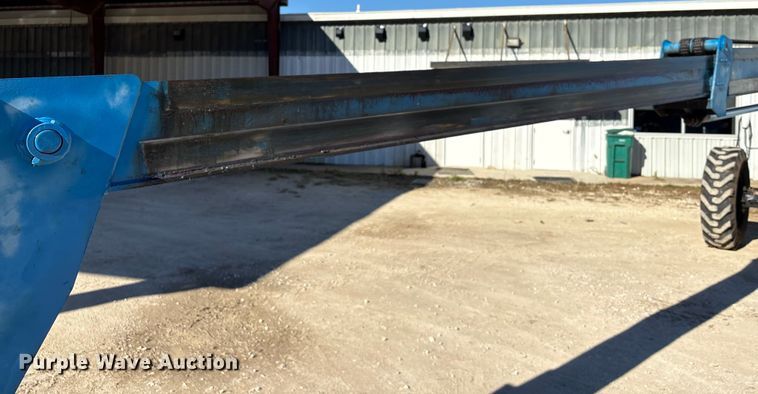 image for item EA7144 2011 Genie GTH-844 telehandler