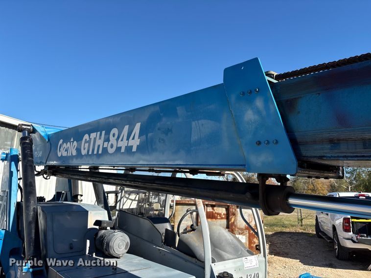 image for item EA7144 2011 Genie GTH-844 telehandler