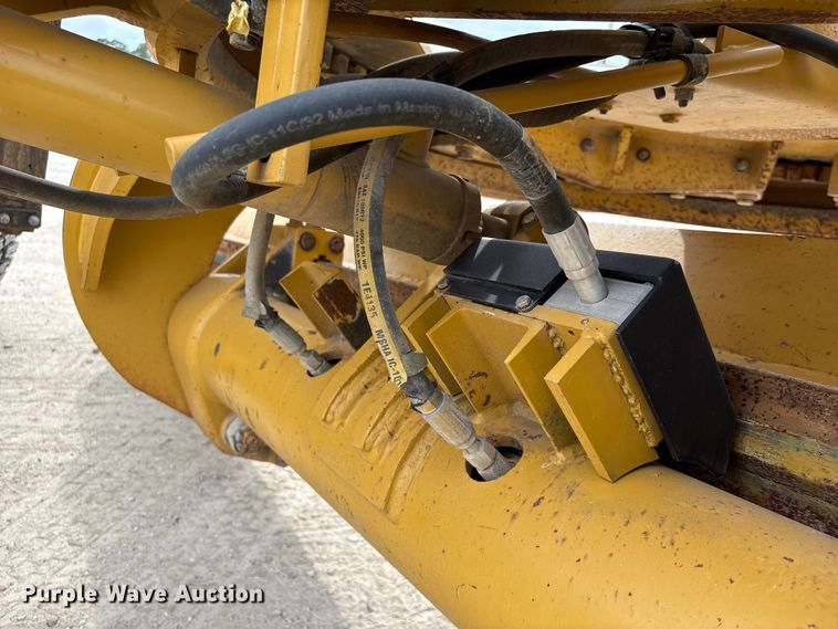 image for item EA7171 2014 Caterpillar 160M2 motor grader