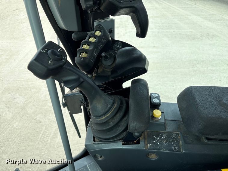 image for item EA7171 2014 Caterpillar 160M2 motor grader