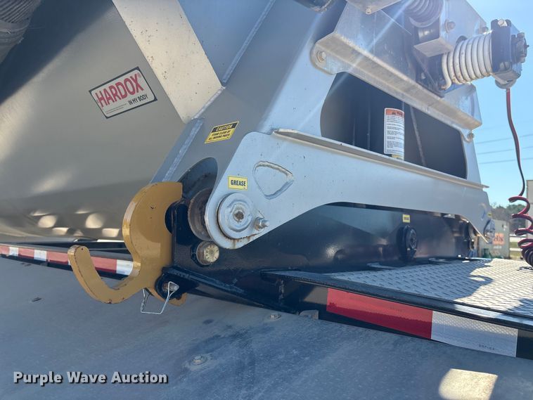 image for item EA7172 2024 Cross Country Manufacturing 494SDX side dump trailer