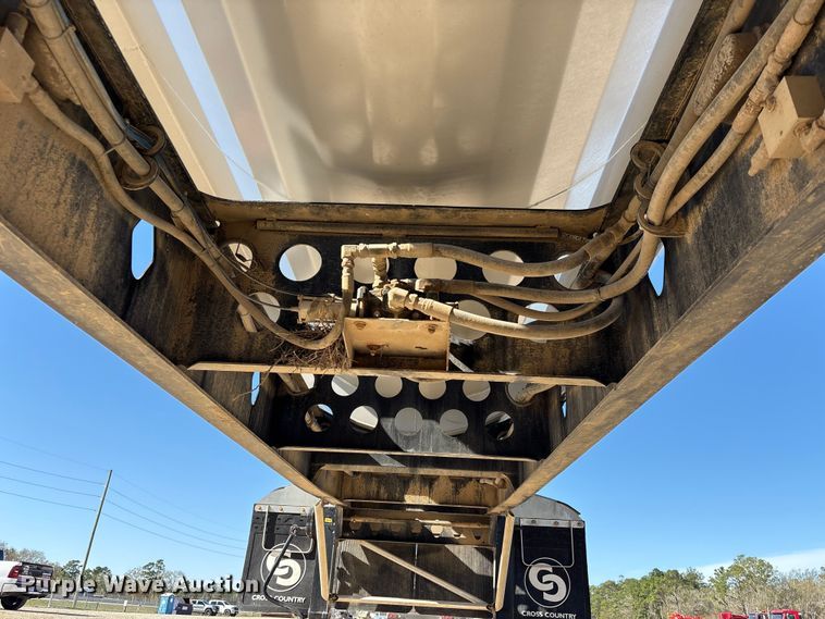 image for item EA7172 2024 Cross Country Manufacturing 494SDX side dump trailer