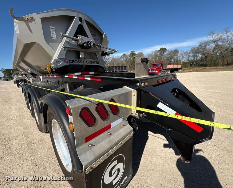 image for item EA7172 2024 Cross Country Manufacturing 494SDX side dump trailer