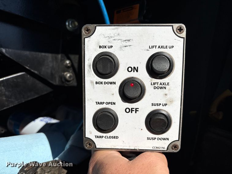 image for item EA7173 2024 Cross Country Manufacturing 494SDX side dump trailer