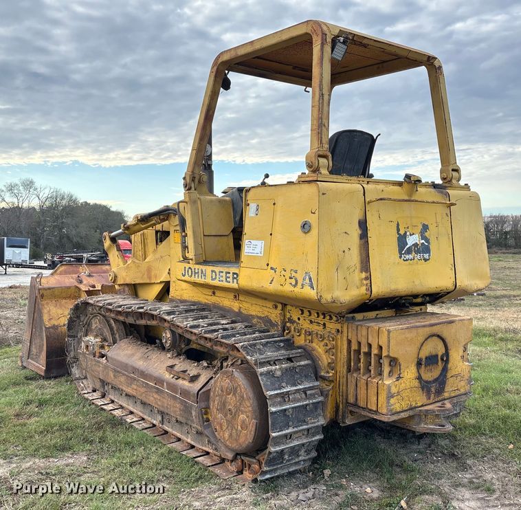 image for item EA7174 1984 John Deere 755A track loader