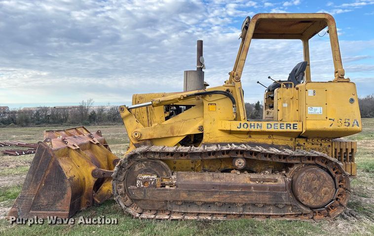 image for item EA7174 1984 John Deere 755A track loader