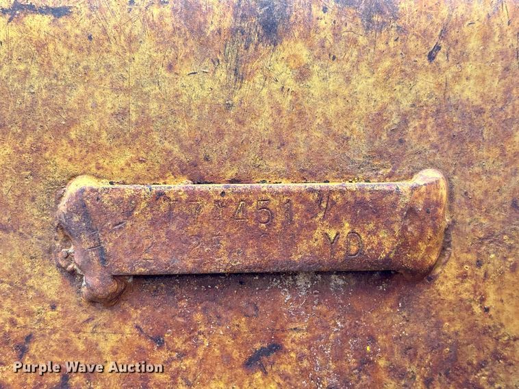 image for item EA7174 1984 John Deere 755A track loader