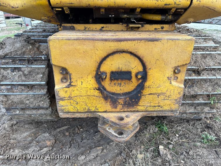 image for item EA7174 1984 John Deere 755A track loader