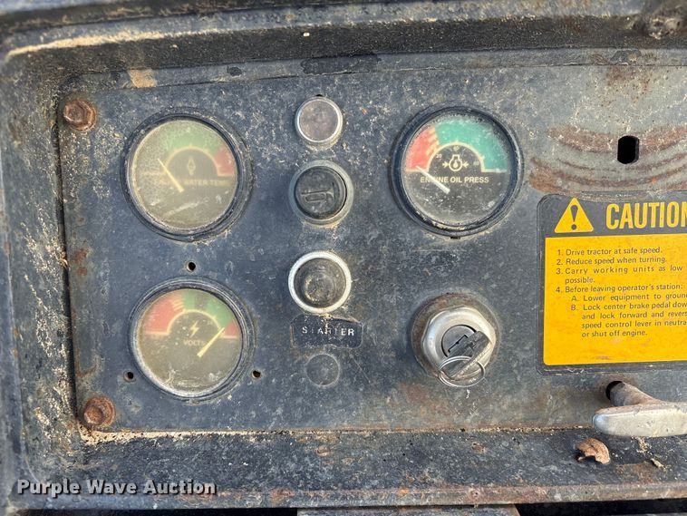 image for item EA7174 1984 John Deere 755A track loader