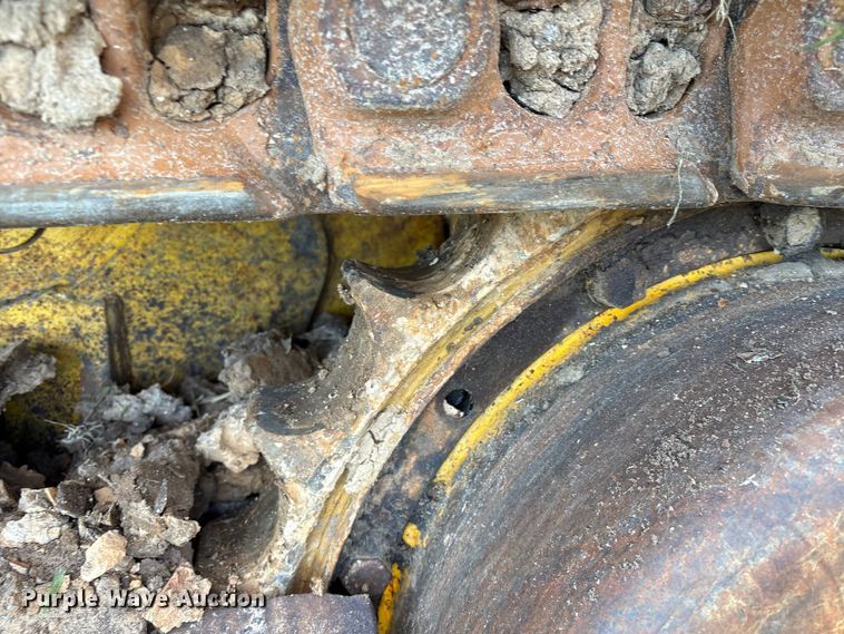 image for item EA7174 1984 John Deere 755A track loader