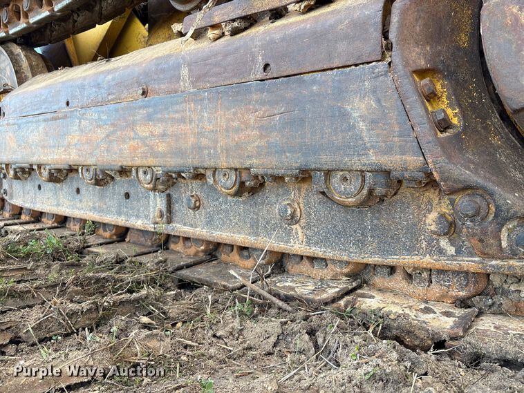 image for item EA7174 1984 John Deere 755A track loader