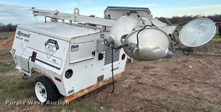 image for item EA7175 Allmand Maxi-Lite 20330 light plant