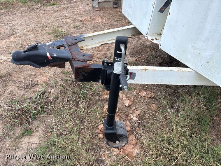 image for item EA7175 Allmand Maxi-Lite 20330 light plant