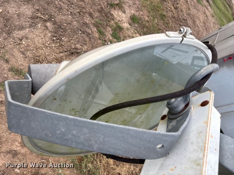 image for item EA7175 Allmand Maxi-Lite 20330 light plant