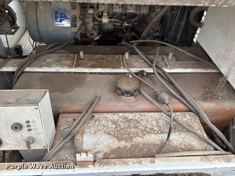 image for item EA7175 Allmand Maxi-Lite 20330 light plant